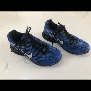 Men’s Nike sneakers